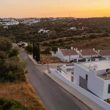 Simply - Dourada - Ocean Villa Salema